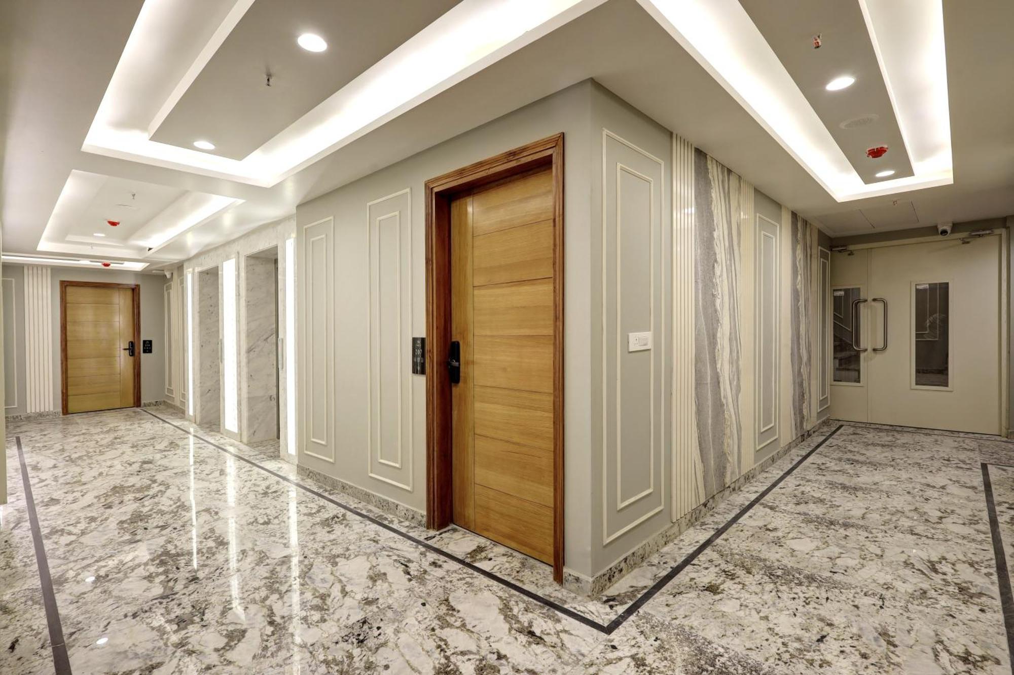 Hotel Namaste Hindustan Just A Minute Away From New Delhi Railway Station And Connaught Place ภายนอก รูปภาพ