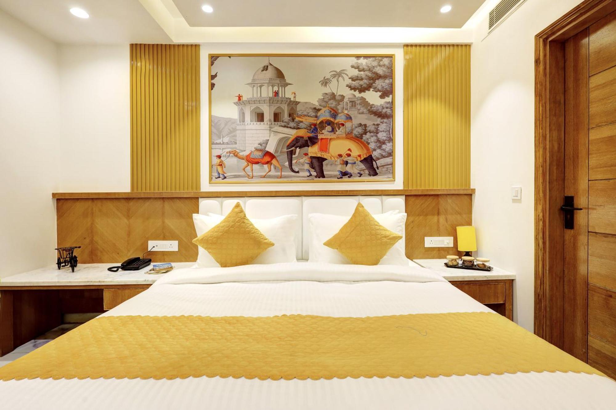 Hotel Namaste Hindustan Just A Minute Away From New Delhi Railway Station And Connaught Place ภายนอก รูปภาพ