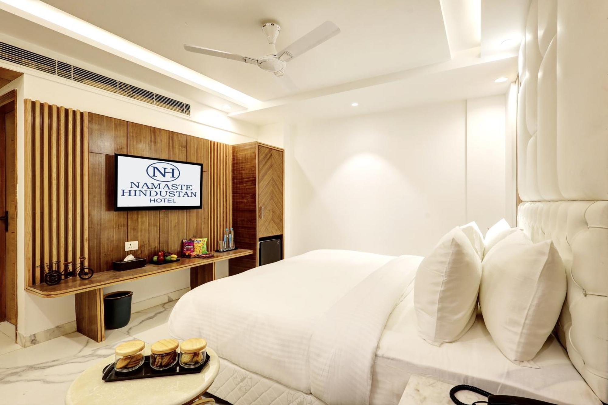 Hotel Namaste Hindustan Just A Minute Away From New Delhi Railway Station And Connaught Place ภายนอก รูปภาพ