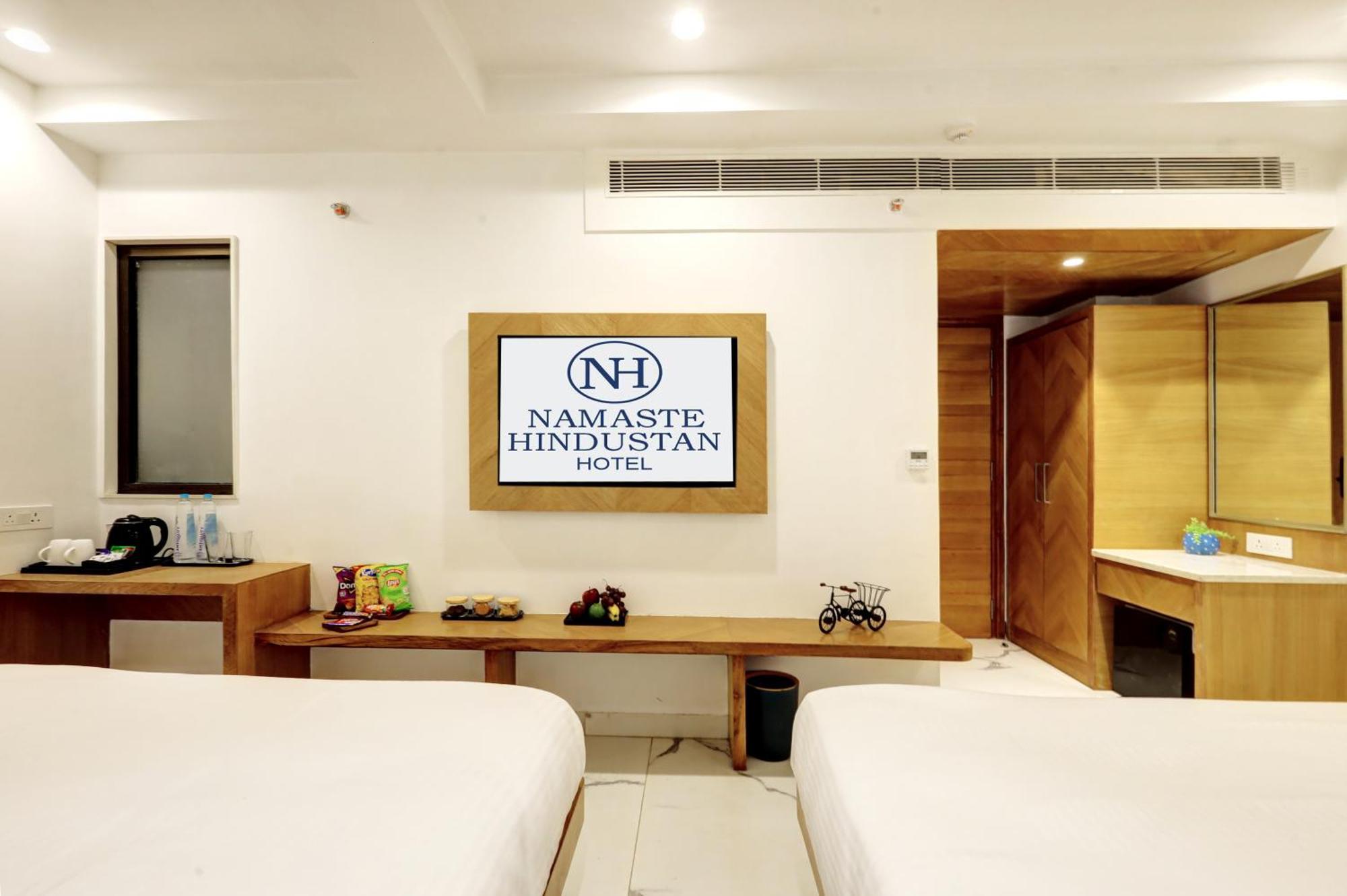 Hotel Namaste Hindustan Just A Minute Away From New Delhi Railway Station And Connaught Place ภายนอก รูปภาพ